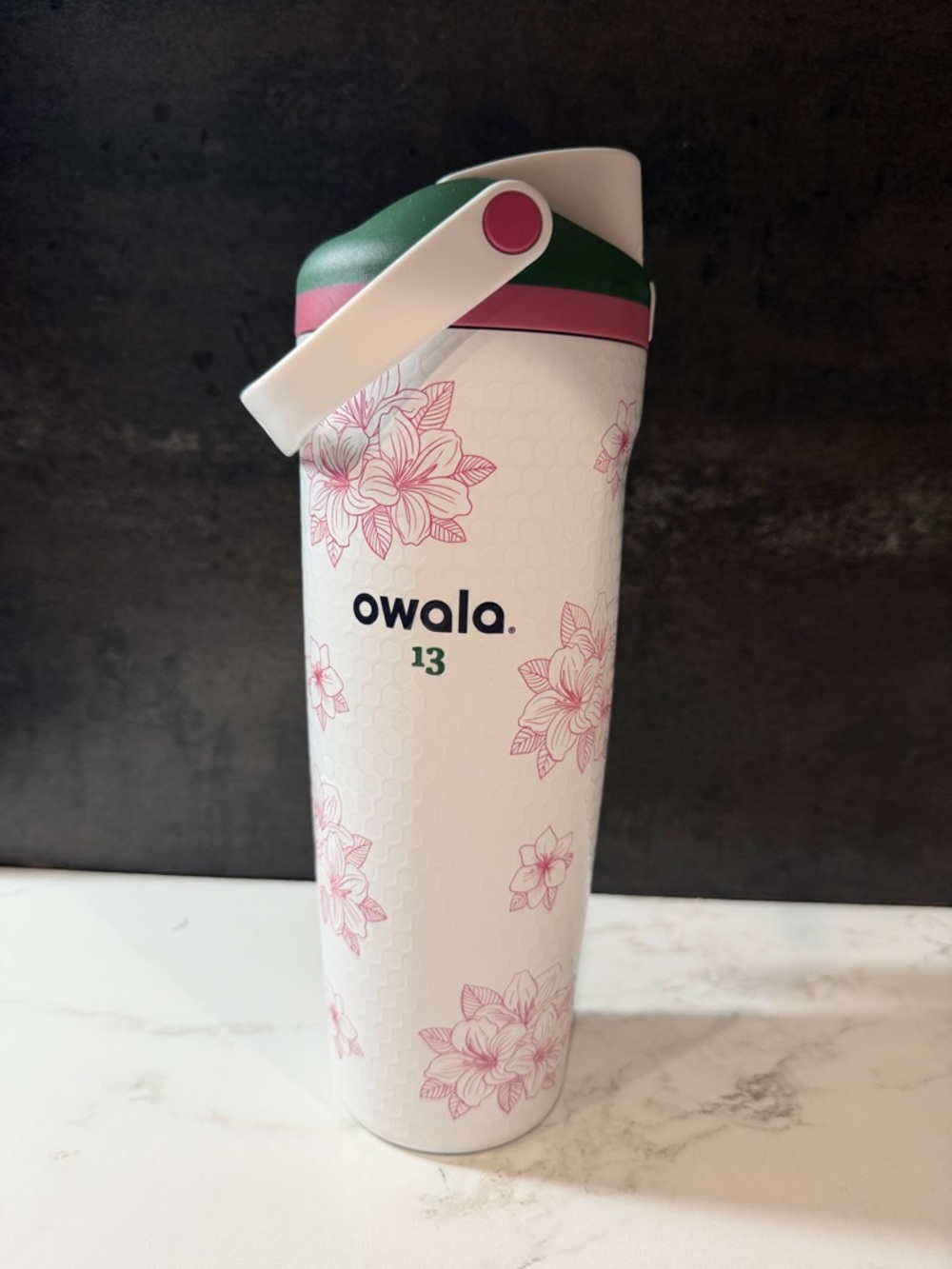 Owala Freesip Sway 30 oz. Special edition. Zalea Masters Azalea Golf
